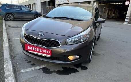 KIA cee'd III, 2012 год, 1 380 000 рублей, 2 фотография