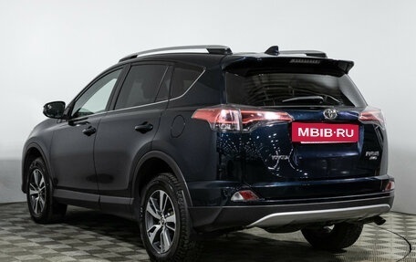 Toyota RAV4, 2018 год, 2 424 510 рублей, 7 фотография