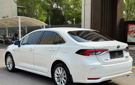 Toyota Corolla, 2021 год, 1 625 000 рублей, 6 фотография