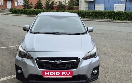 Subaru XV II, 2017 год, 1 800 000 рублей, 2 фотография