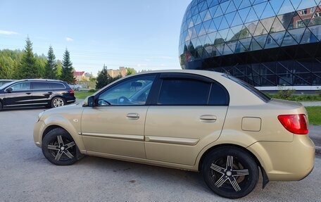 KIA Rio II, 2011 год, 665 000 рублей, 2 фотография