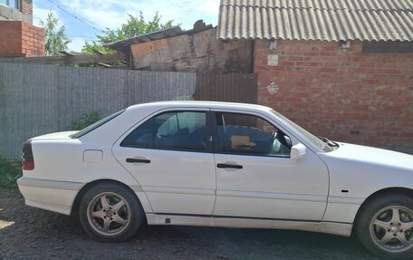 Mercedes-Benz C-Класс, 1998 год, 360 000 рублей, 5 фотография