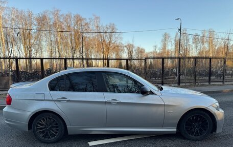 BMW 3 серия, 2011 год, 1 050 000 рублей, 2 фотография