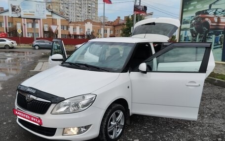 Skoda Fabia II, 2014 год, 860 000 рублей, 4 фотография