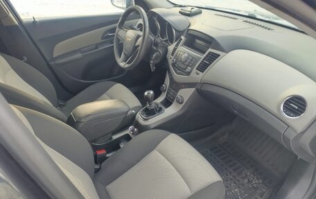 Chevrolet Cruze II, 2012 год, 630 000 рублей, 6 фотография