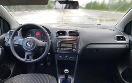 Volkswagen Polo VI (EU Market), 2012 год, 650 000 рублей, 3 фотография