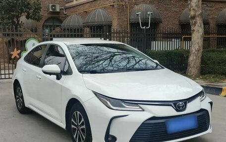 Toyota Corolla, 2021 год, 1 400 000 рублей, 4 фотография