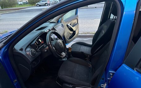 Renault Sandero II рестайлинг, 2017 год, 699 999 рублей, 6 фотография