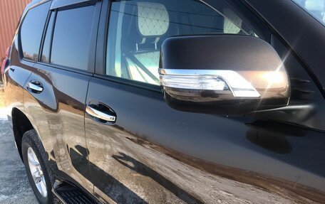 Toyota Land Cruiser Prado 150 рестайлинг 2, 2020 год, 5 550 000 рублей, 9 фотография