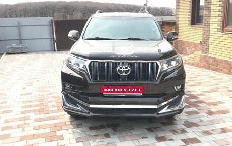 Toyota Land Cruiser Prado 150 рестайлинг 2, 2020 год, 5 550 000 рублей, 2 фотография