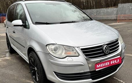 Volkswagen Touran III, 2007 год, 535 000 рублей, 7 фотография