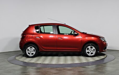Renault Sandero II рестайлинг, 2017 год, 857 000 рублей, 4 фотография
