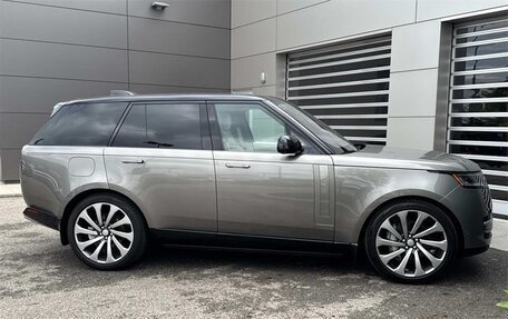 Land Rover Range Rover IV рестайлинг, 2023 год, 12 670 000 рублей, 3 фотография