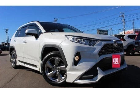 Toyota RAV4, 2021 год, 2 050 888 рублей, 2 фотография