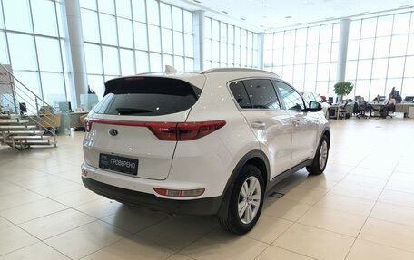 KIA Sportage IV рестайлинг, 2018 год, 2 160 000 рублей, 5 фотография