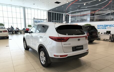KIA Sportage IV рестайлинг, 2018 год, 2 160 000 рублей, 7 фотография