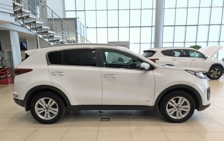 KIA Sportage IV рестайлинг, 2018 год, 2 160 000 рублей, 4 фотография