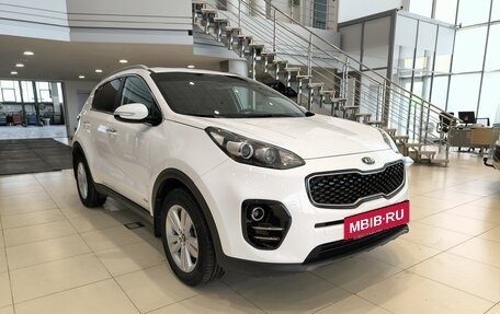 KIA Sportage IV рестайлинг, 2018 год, 2 160 000 рублей, 3 фотография