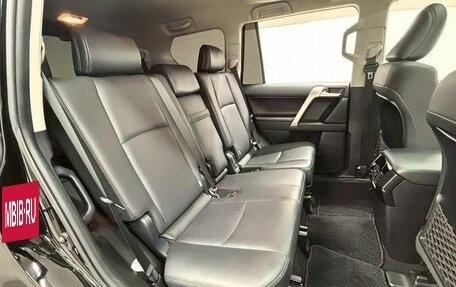 Toyota Land Cruiser Prado 150 рестайлинг 2, 2021 год, 4 810 334 рублей, 8 фотография
