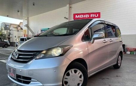 Honda Freed I, 2011 год, 998 000 рублей, 2 фотография