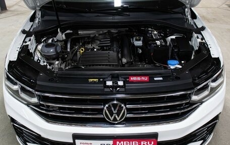 Volkswagen Tiguan II, 2021 год, 2 995 000 рублей, 9 фотография