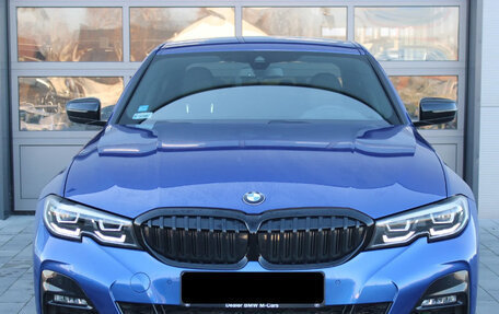 BMW 3 серия, 2020 год, 2 859 000 рублей, 7 фотография