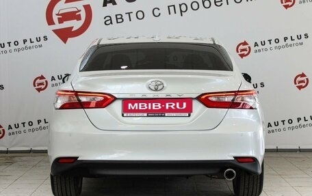 Toyota Camry, 2018 год, 2 869 000 рублей, 5 фотография