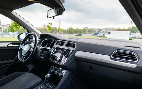 Volkswagen Tiguan II, 2020 год, 2 450 000 рублей, 11 фотография