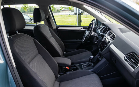 Volkswagen Tiguan II, 2020 год, 2 450 000 рублей, 12 фотография