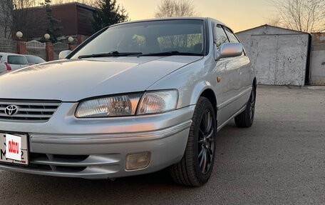 Toyota Camry, 1997 год, 600 000 рублей, 6 фотография