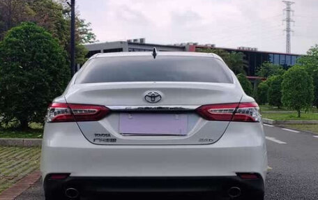 Toyota Camry, 2022 год, 2 400 000 рублей, 9 фотография
