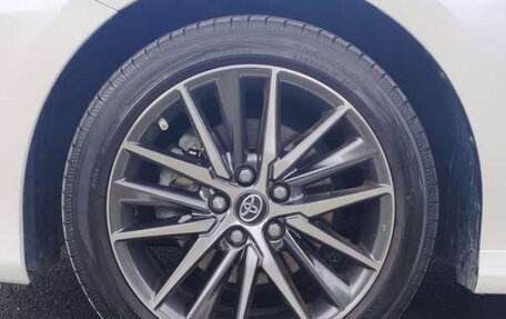 Toyota Camry, 2022 год, 2 400 000 рублей, 12 фотография