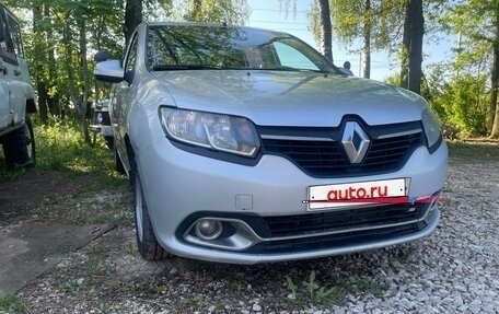 Renault Logan II, 2014 год, 420 000 рублей, 3 фотография