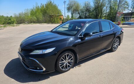 Toyota Camry, 2021 год, 2 790 000 рублей, 3 фотография