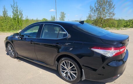 Toyota Camry, 2021 год, 2 790 000 рублей, 7 фотография