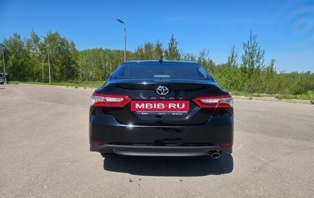 Toyota Camry, 2021 год, 2 790 000 рублей, 6 фотография