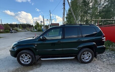 Toyota Land Cruiser Prado 120 рестайлинг, 2006 год, 2 450 000 рублей, 2 фотография