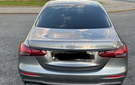Mercedes-Benz E-Класс, 2021 год, 4 700 000 рублей, 5 фотография