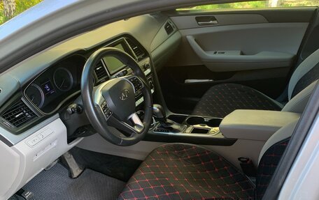 Hyundai Sonata VII, 2018 год, 1 790 000 рублей, 3 фотография