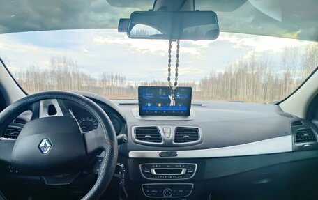 Renault Fluence I, 2011 год, 955 000 рублей, 3 фотография