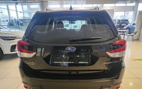 Subaru Forester, 2024 год, 5 450 000 рублей, 3 фотография
