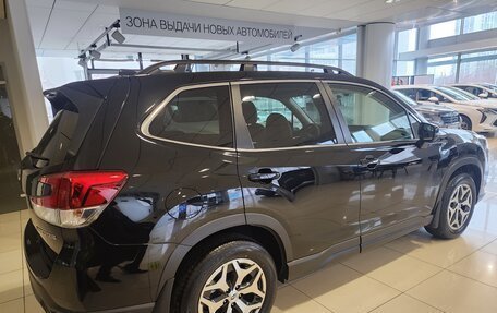 Subaru Forester, 2024 год, 5 450 000 рублей, 4 фотография