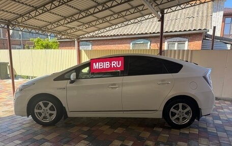 Toyota Prius, 2010 год, 1 600 000 рублей, 4 фотография