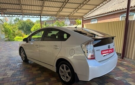 Toyota Prius, 2010 год, 1 600 000 рублей, 5 фотография