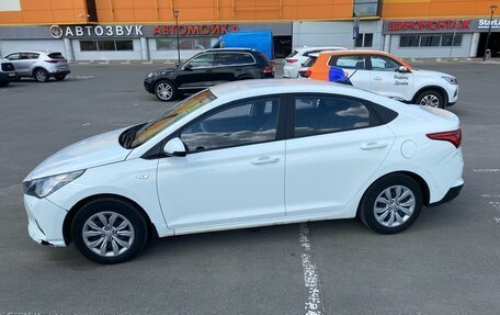 Hyundai Solaris II рестайлинг, 2020 год, 1 380 000 рублей, 4 фотография