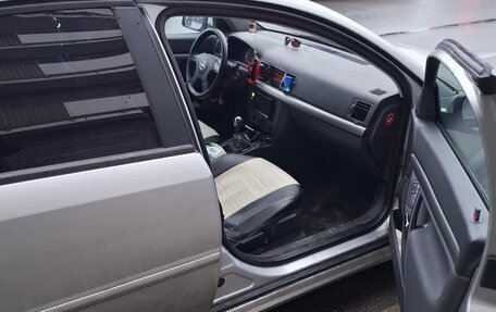 Opel Vectra C рестайлинг, 2003 год, 360 000 рублей, 2 фотография