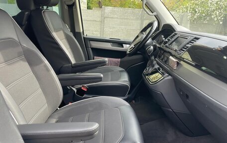 Volkswagen Multivan T6 рестайлинг, 2019 год, 3 777 777 рублей, 11 фотография