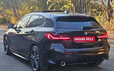 BMW 1 серия, 2023 год, 2 670 777 рублей, 7 фотография