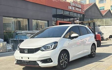 Honda Fit, 2021 год, 1 100 000 рублей, 2 фотография
