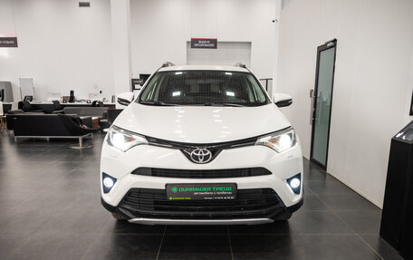 Toyota RAV4, 2016 год, 2 090 000 рублей, 2 фотография